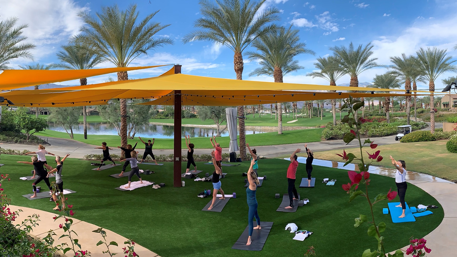 Sports_Outdoor_Yoga